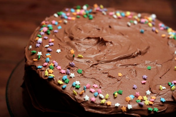 Yellow cake with chocolate frosting