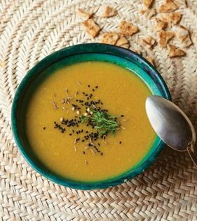 Yellow kashk porridge (Kashk-e zardeh-ye Sistani)
