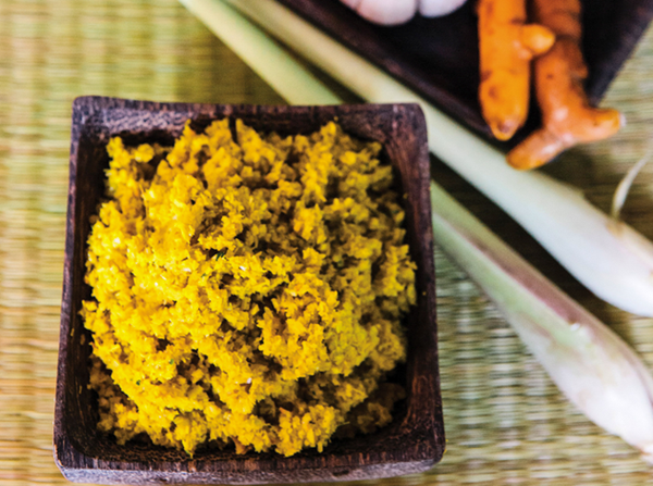 Yellow Khmer curry paste (Kroeung)