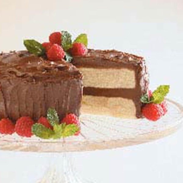 Yellow layer cake