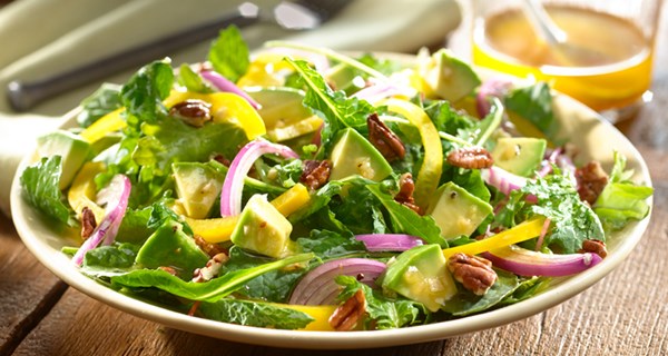 Yellow pepper & kale salad with honey balsamic vinaigrette 