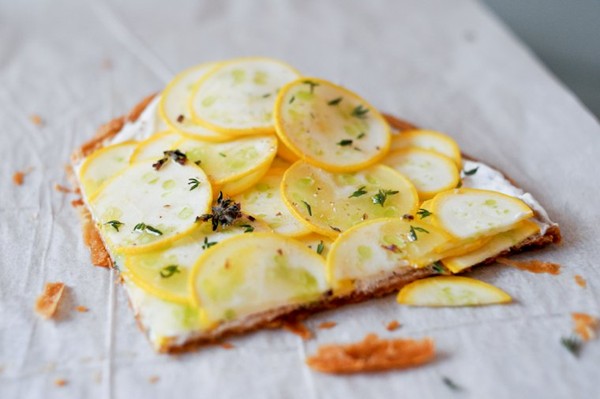 Yellow zucchini tarte fine on a yogurt-based crust