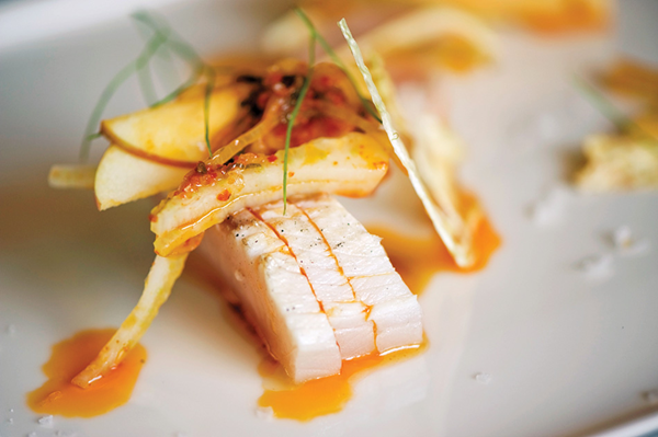 Yellowtail ringo with amberjack, green apple & fennel