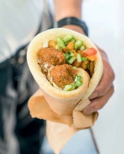 Yemenite falafel (Bajia)