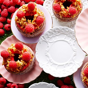 Yoghurt raspberry honey zonut