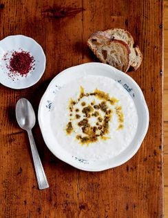 Yoghurt soup (Yogurt çorbasi)