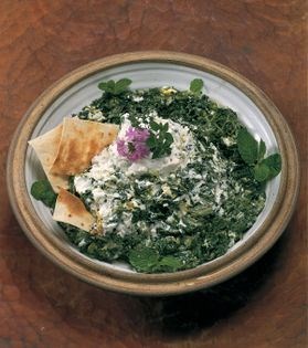 Yogurt and spinach dip (Borani-e esfenaj)