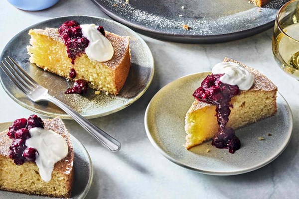 Yogurt cake (Gâteau au yaourt)
