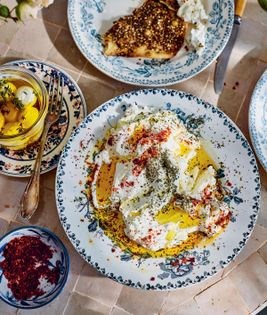 Yogurt cheese (Labneh)