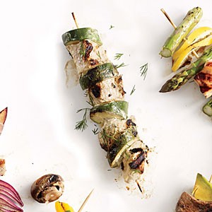 Yogurt-marinated chicken and zucchini kebabs