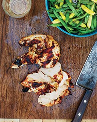Yogurt-marinated grilled chicken