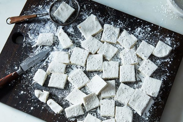 Yogurt marshmallows