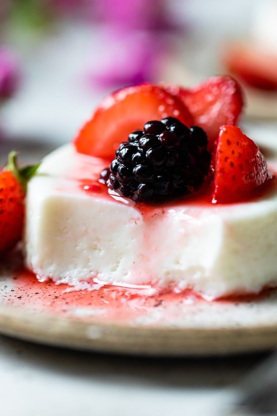 Yogurt panna cotta with mascerated berries
