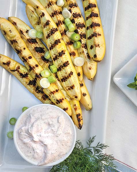 Yogurt sauce with cayenne and dill