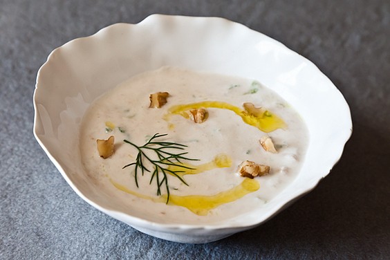 Yogurt soup with cucumbers and walnuts (Tarator)