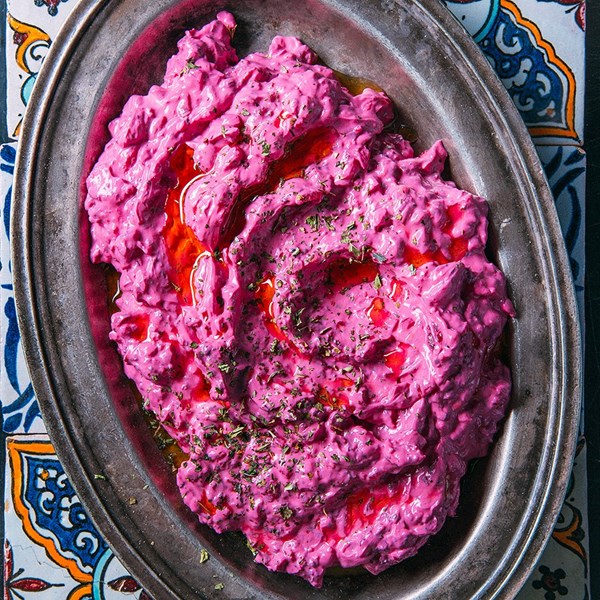 Yogurt with beets (Borani chogondar)