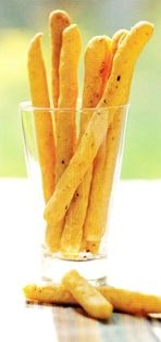 Yucca sticks (Biscoito palito de povilho)