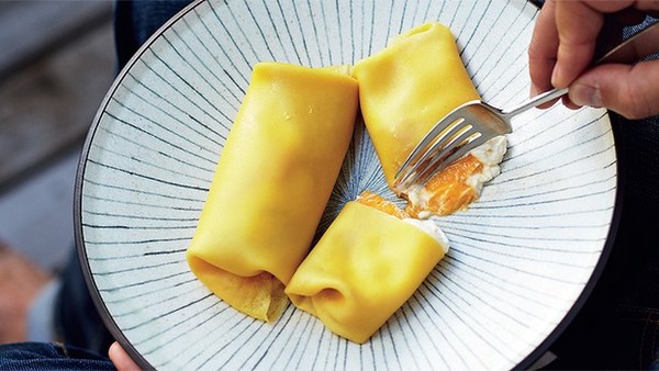 Yum cha mango pancakes
