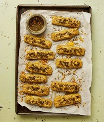 Za'atar and Gruyere sticks