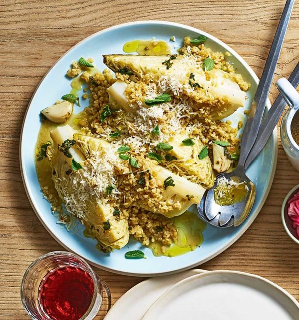 Za'atar-braised cabbage with bulgur wheat [Shadi Issawy]