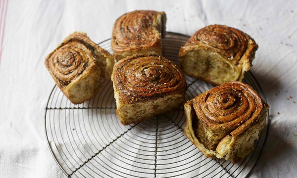 Za’atar buns