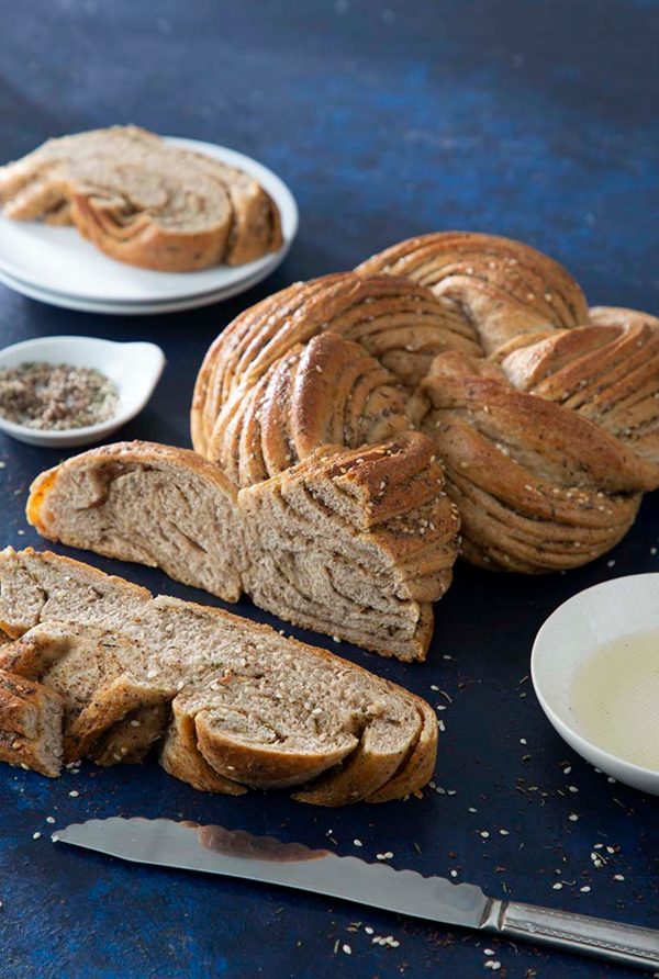Za'atar swirl bread