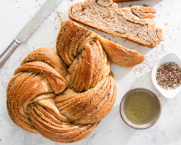 Za'atar swirl bread