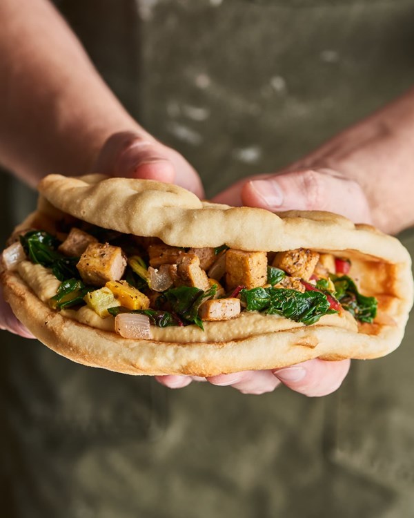 Za'atar tofu naan wraps 