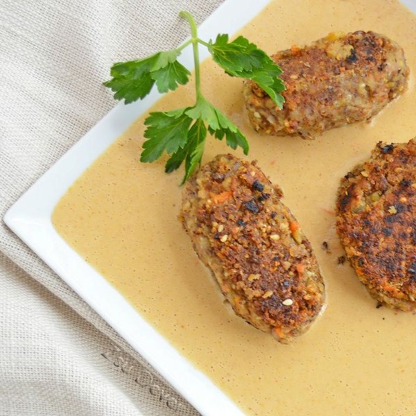 Za'tar-spiced bean patties with coconut-curry sauce