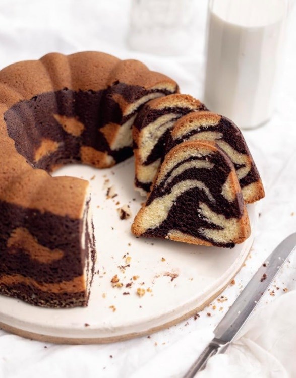 Zebra bundt cake