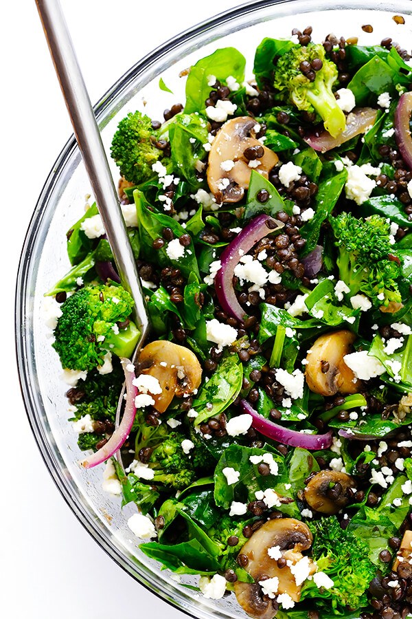 Zesty lentil spinach salad