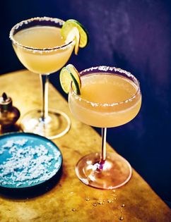 Zingy ginger and tamarind margarita