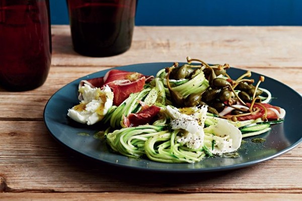 Zucchetti with lemon butter, mozzarella and prosciutto