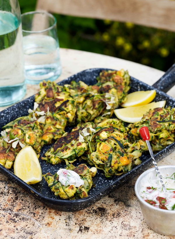 Zucchini and halloumi fritters
