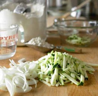 Zucchini and onion pancakes (Aehobak yangpa jeon)
