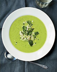 Zucchini and spinach soup with barley, coriander and watercress