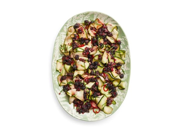 Zucchini-blackberry salad