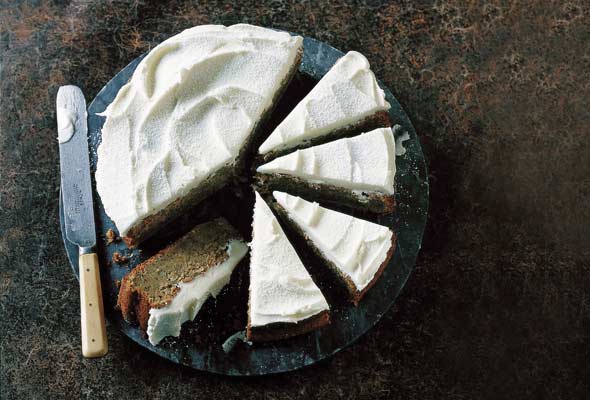 Zucchini cake with lemon and poppyseed