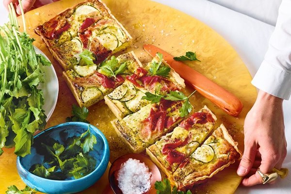 Zucchini, cheddar and prosciutto tart
