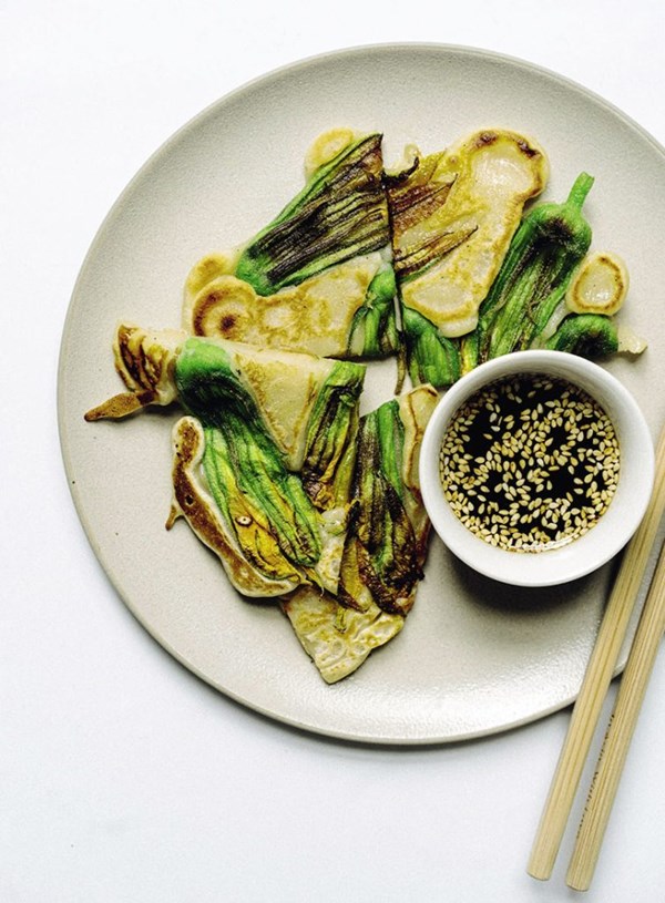 Zucchini flower pajeon