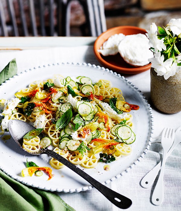 Zucchini-flower pasta freddo with buffalo mozzarella