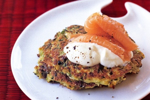 Zucchini fritters with low-fat sour cream and smoked salmon