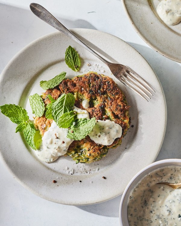 Zucchini fritters with yogurt feta dipping sauce
