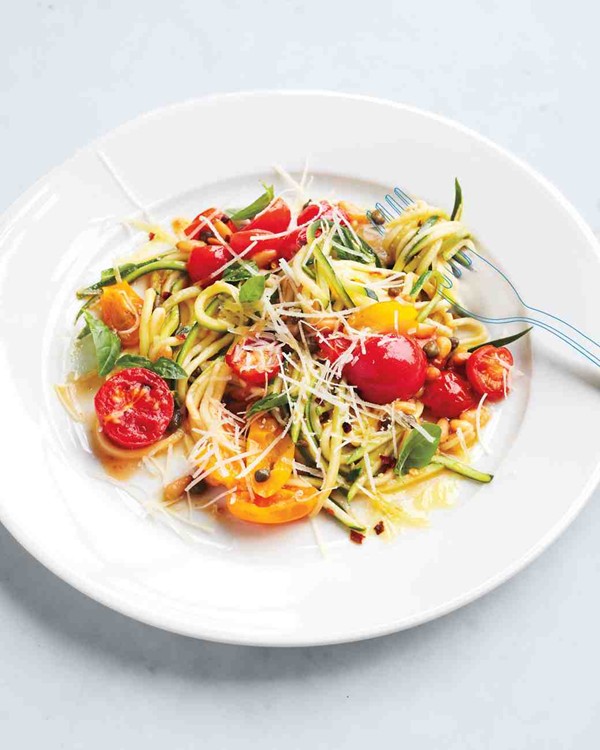 Zucchini pasta primavera