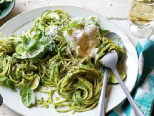 Zucchini pesto pasta