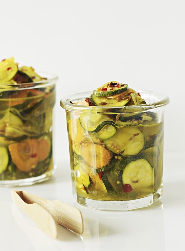 Zucchini pickles