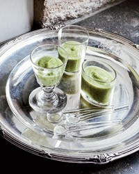 Zucchini soup with crème fraîche