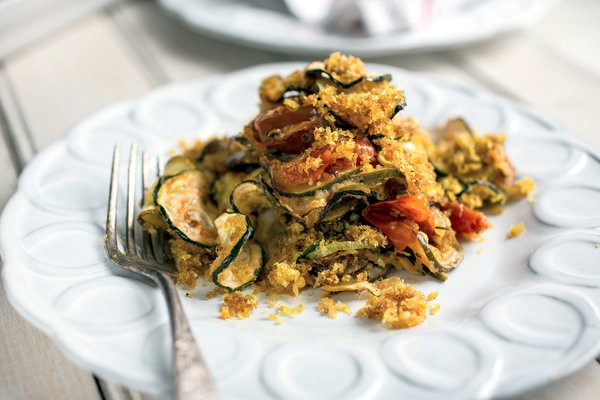 Zucchini tian with curried bread crumbs