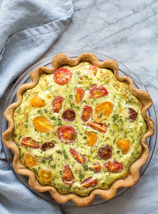 Zucchini tomato quiche 