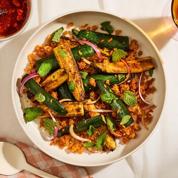 Zucchini with crispy rice and lime